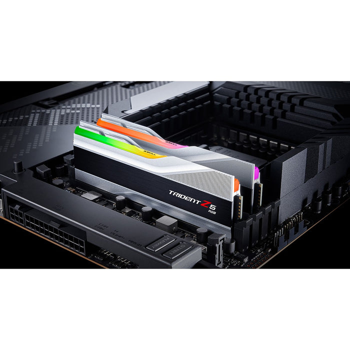 Módulo de memória G.Skill Trident Z5 RGB F5-6000J3636F16GX2-TZ5RS