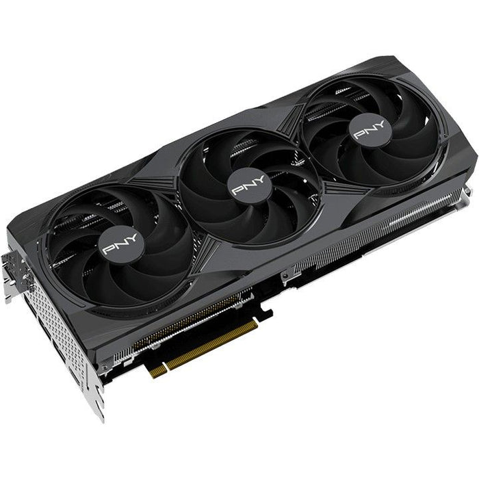 GPU PNY GeForce RTX 5080 con triple ventilador overclockeado