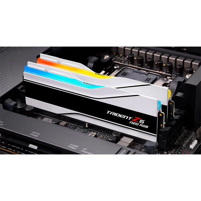 Módulo de memoria G.Skill Trident Z5 Neo RGB F5-6000J2836G16GX2-TZ5NRW