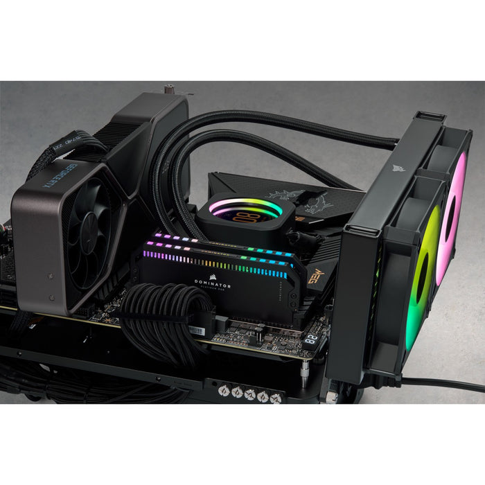 Módulo de memoria Corsair Dominator CMT64GX5M2B6600C32